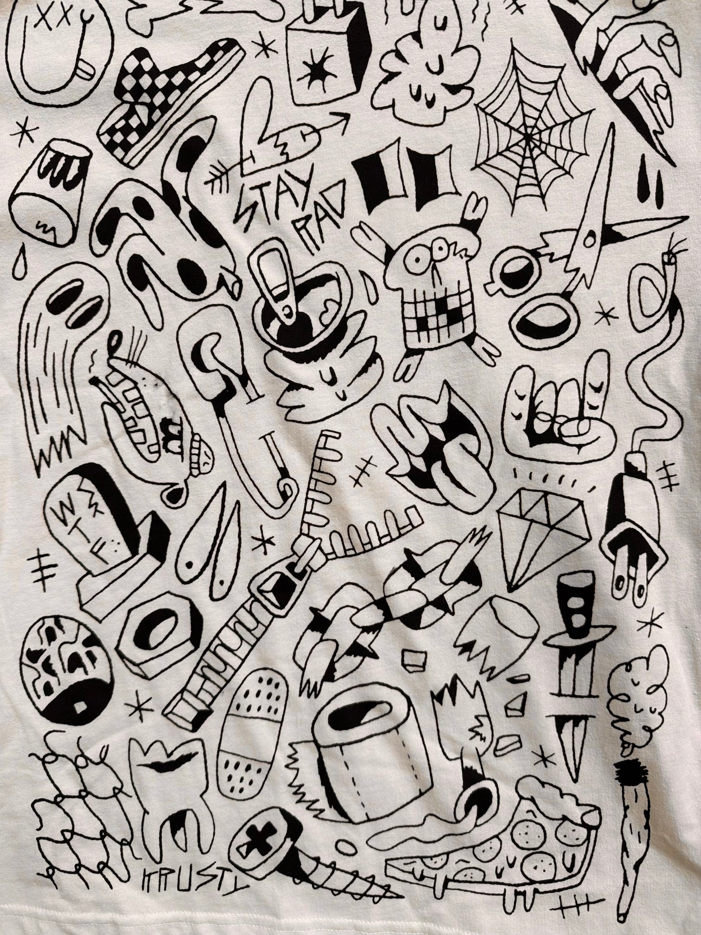 SKETCHY DOODLE TEE