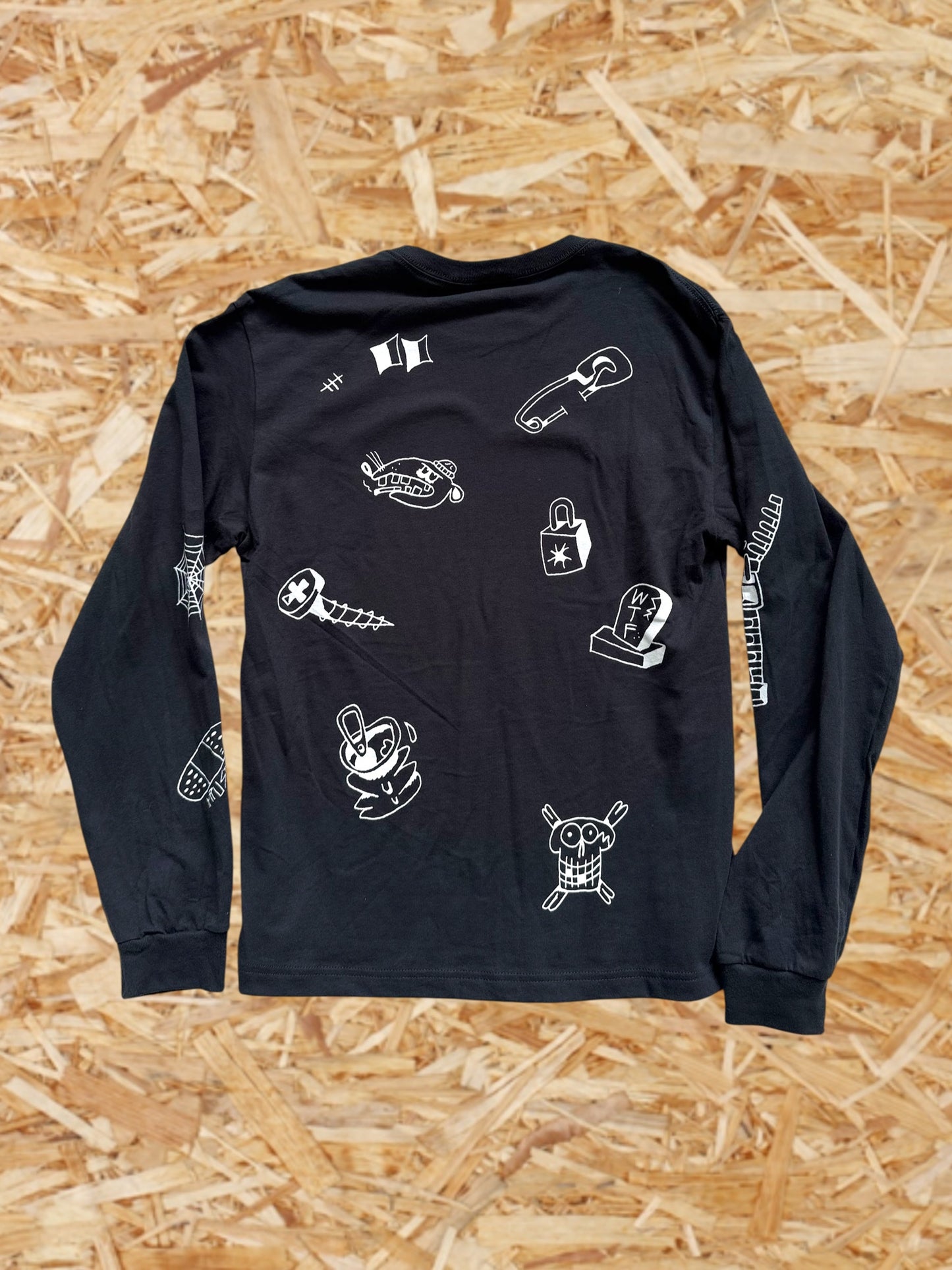 SKETCHY ART ALL OVER L/S TEE
