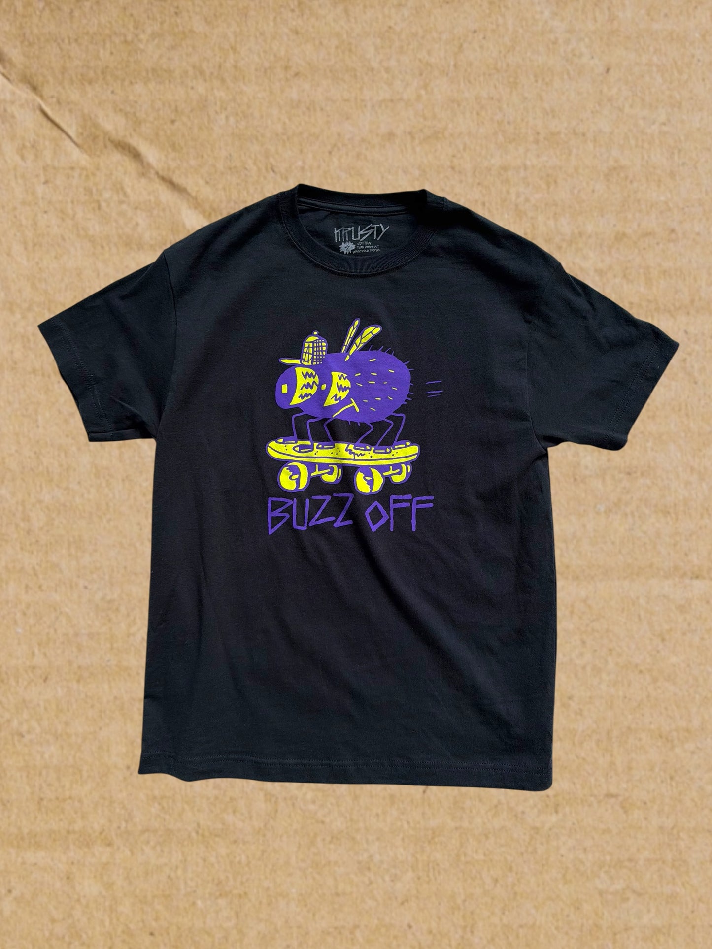 BUZZ OFF FLY TEE